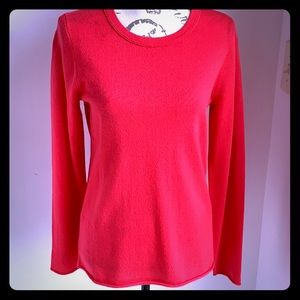 Brand New 100% Cashmere Long Sleeve Sweater.